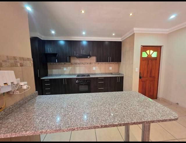 3 BEDROOM HOUSE FOR SALE IN TERENURE